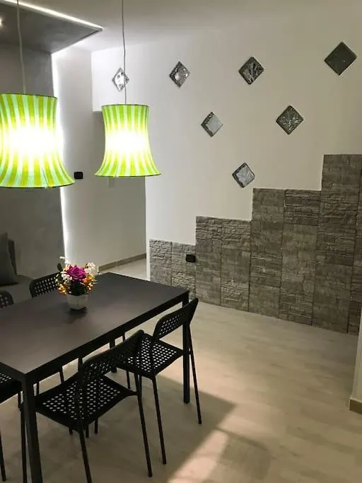 Amazing House In Spanish Quarter Napoli Italia