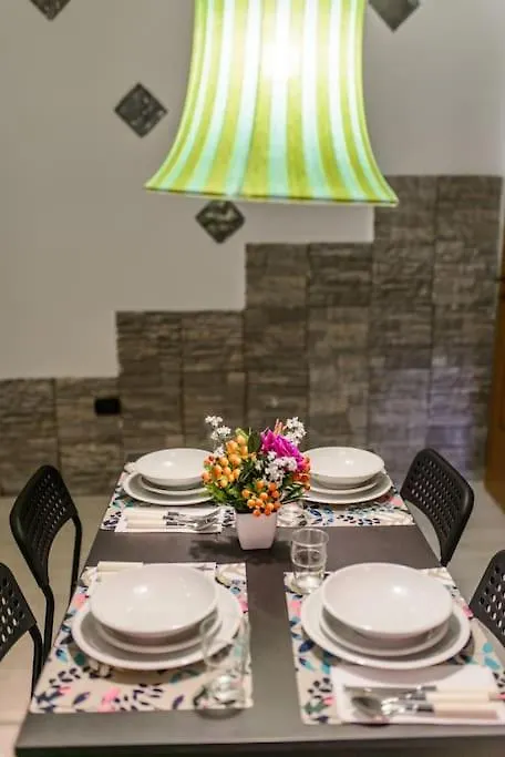 Amazing House In Spanish Quarter Naples
