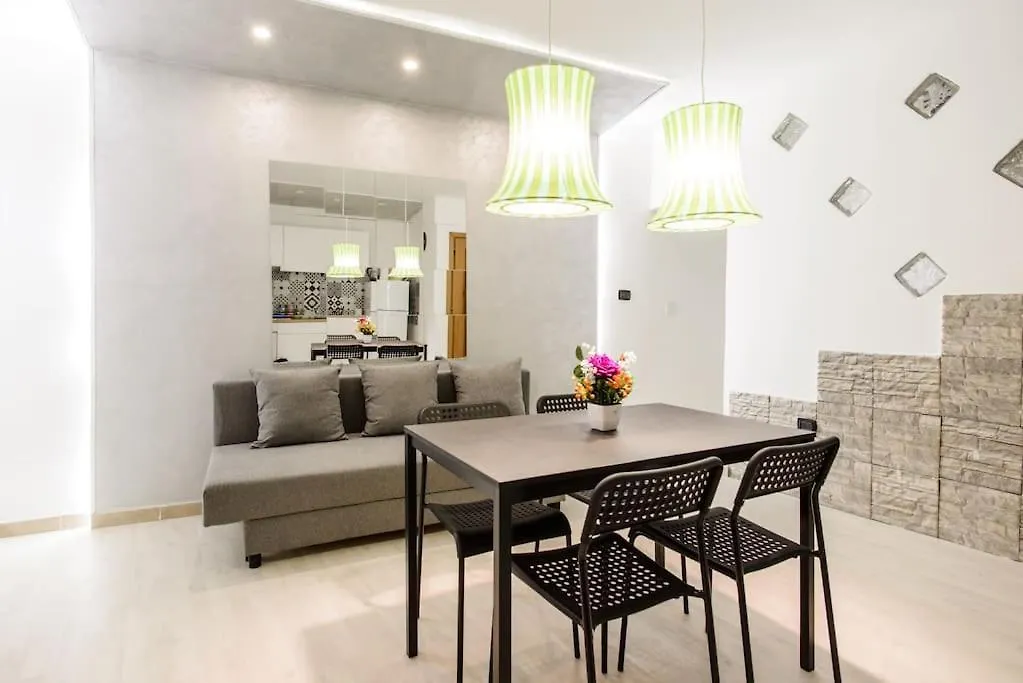 Apartment Amazing House In Spanish Quarter Naples